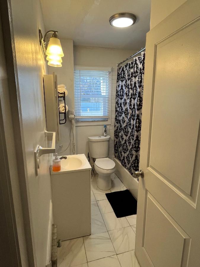 Three Bed One Bath Apt 25 Mins To Nyc Belleville Esterno foto